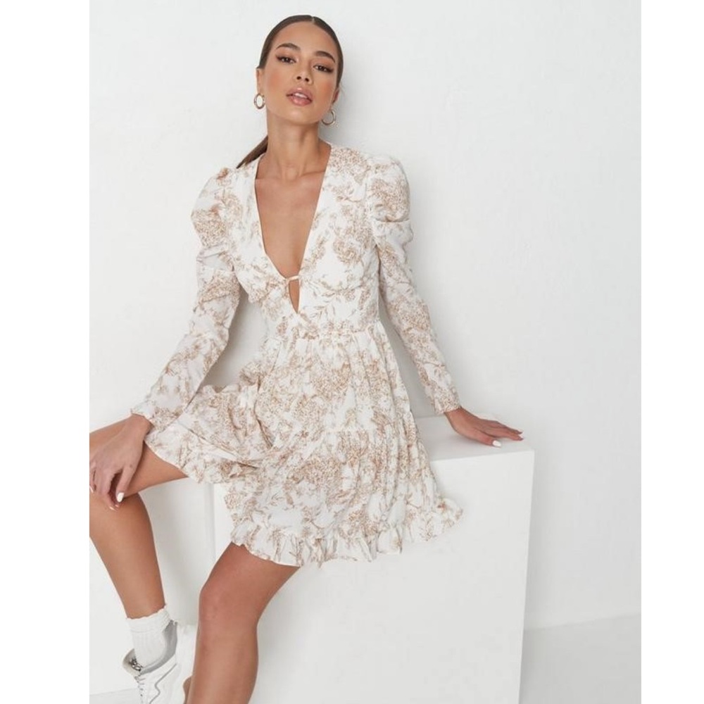 💥HP💥 Puff Sleeve Mini Dress